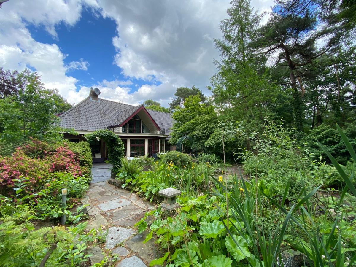 Sjieke Gezellige Villa In Het Bos Lieshout Esterno foto